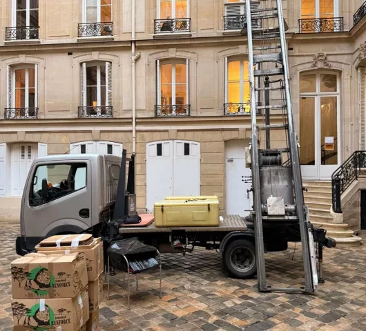 Monte-meubles Paris